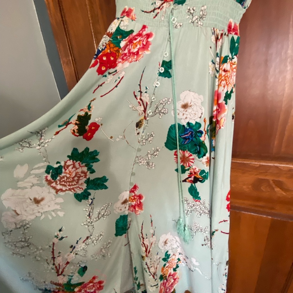 Elegant Floral Maxi Dress - Light Blue - Picture 6 of 7